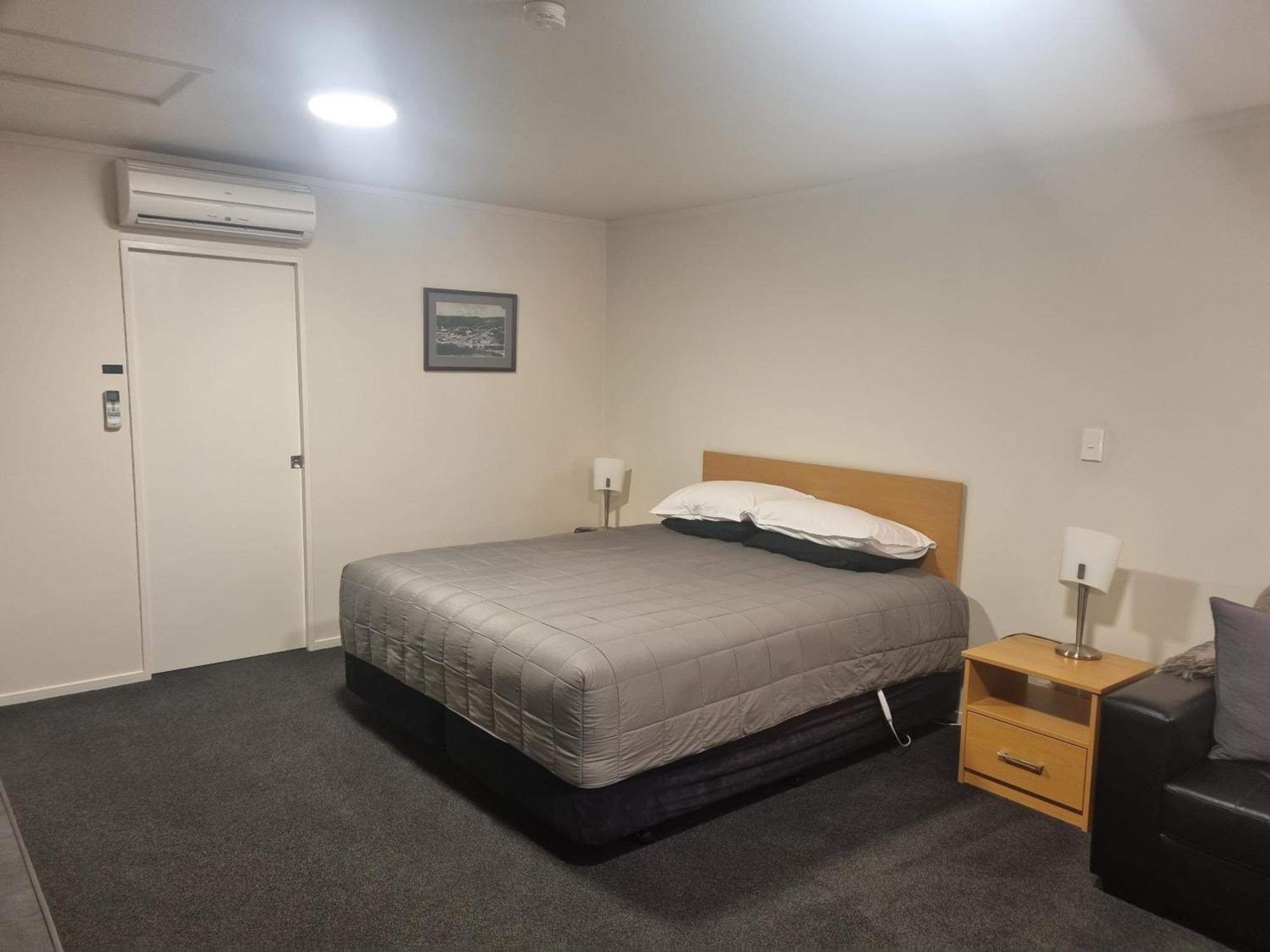 Jafa'S Motels Lawrence エクステリア 写真