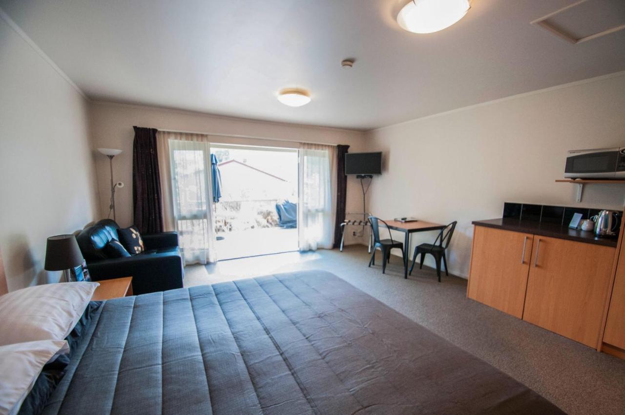 Jafa'S Motels Lawrence エクステリア 写真