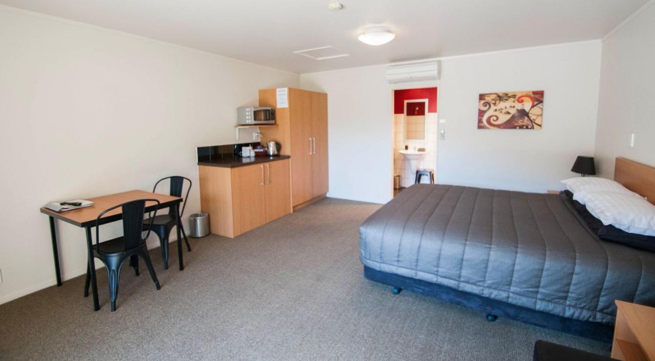 Jafa'S Motels Lawrence エクステリア 写真
